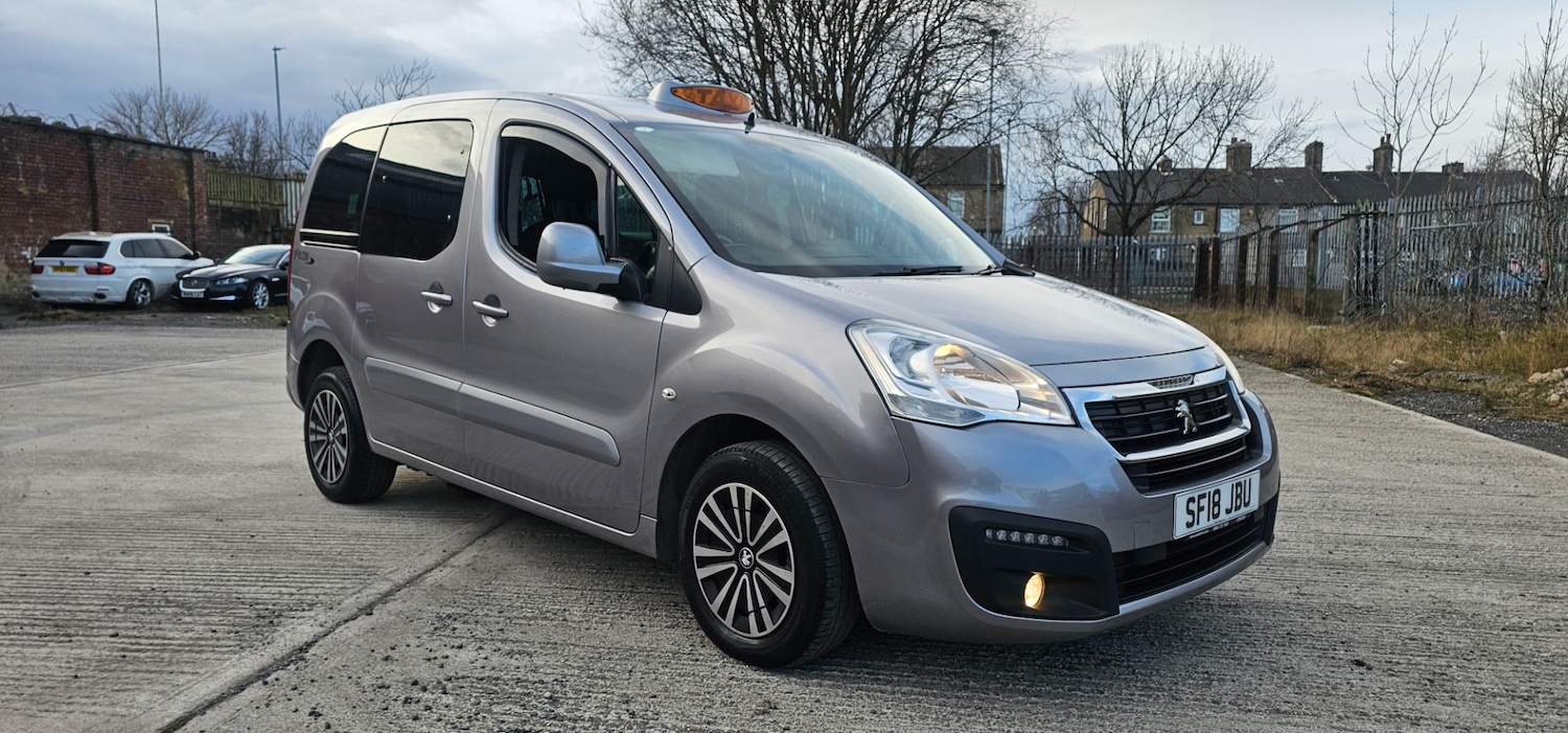 Used Peugeot Partner Tepee 2018 for sale - 77798798: Photo 9