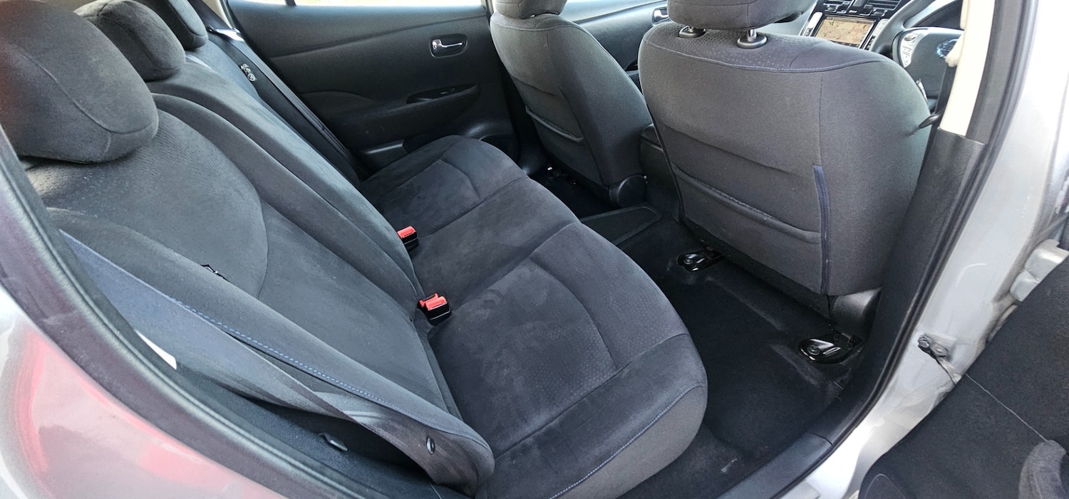 Used Nissan Leaf 2017 for sale - 78141136: Photo 10