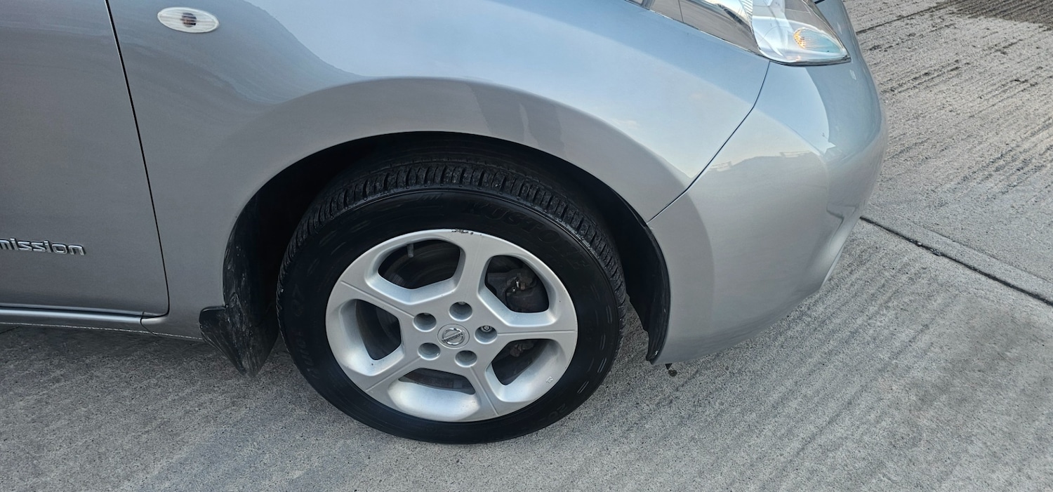 Used Nissan Leaf 2017 for sale - 78141136: Photo 9