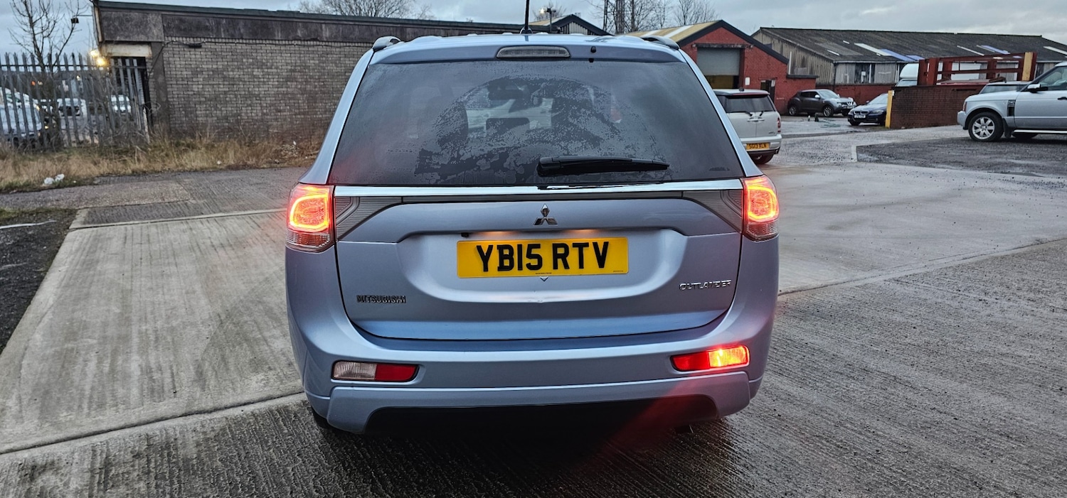 Used Mitsubishi Outlander 2015 for sale - 77682162: Photo 4