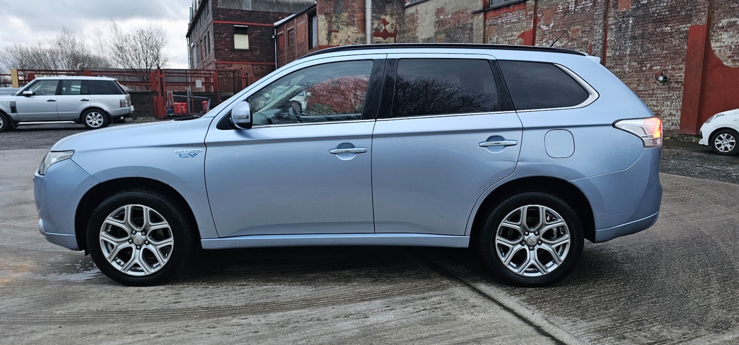 Used Mitsubishi Outlander 2015 for sale - 77682162: Photo 6