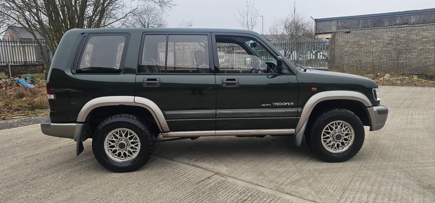 Used Isuzu Trooper 2005 for sale - 77799500: Photo 2