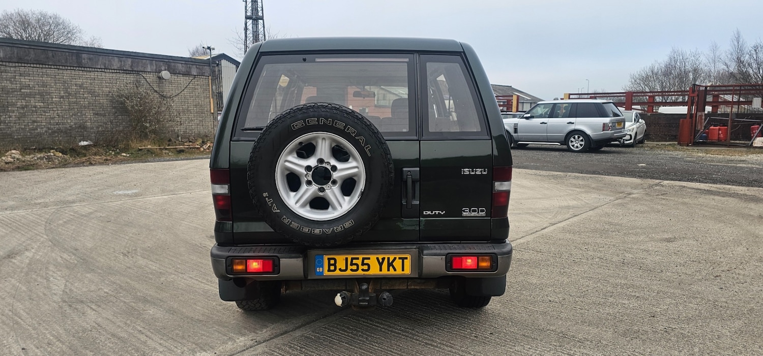 Used Isuzu Trooper 2005 for sale - 77799500: Photo 4