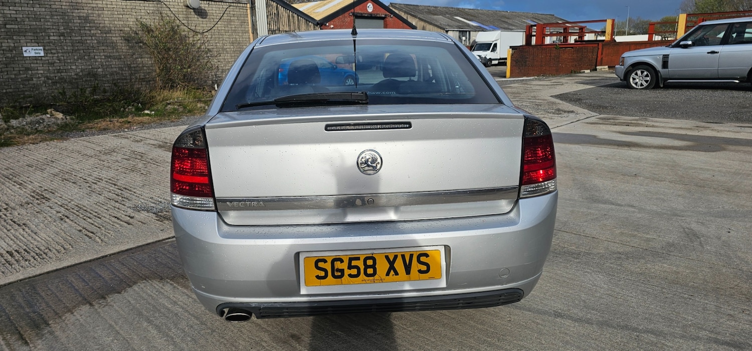 Used Vauxhall Vectra 2008 for sale - 78183104: Photo 4