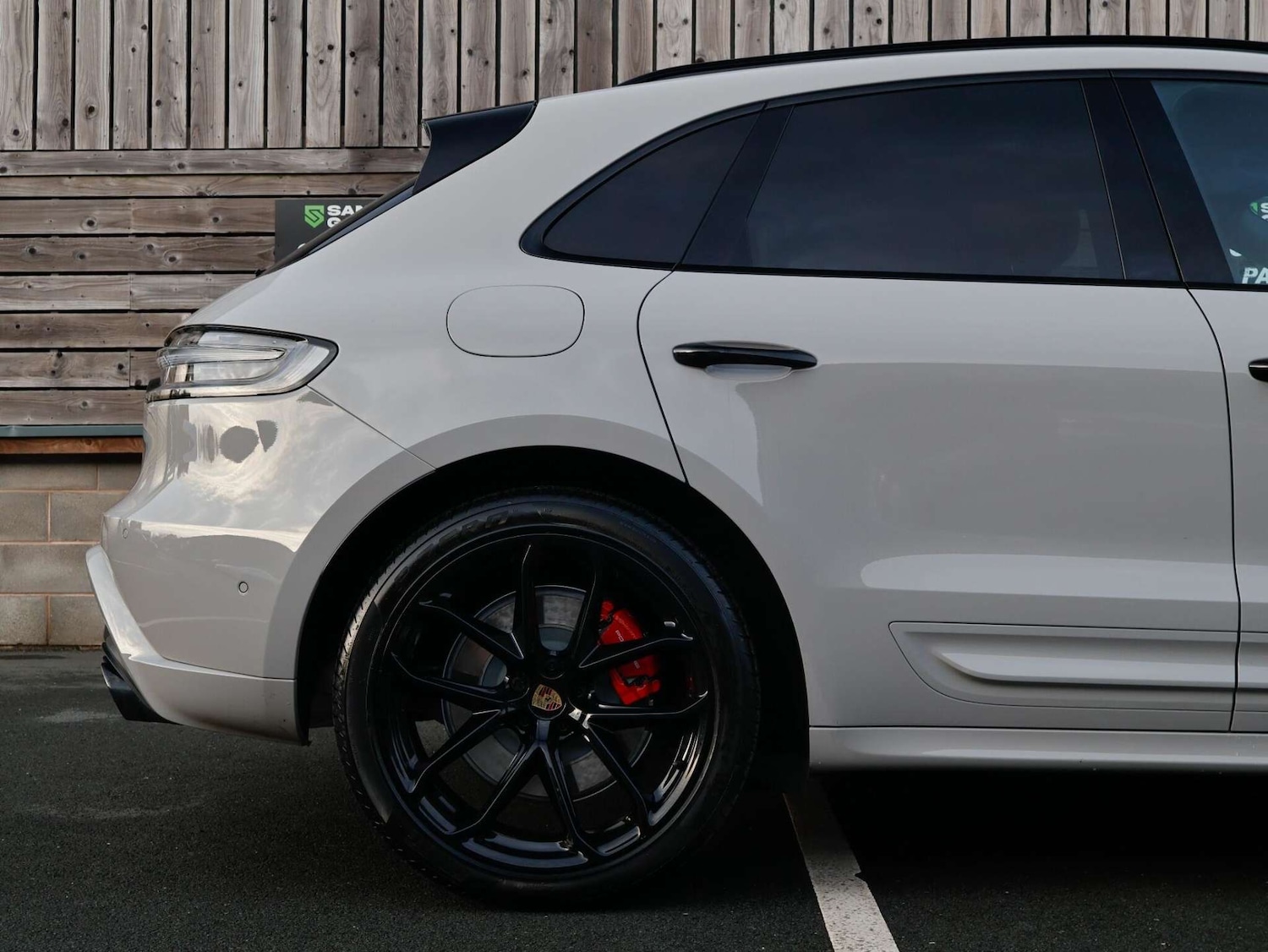 Used Porsche Macan 2024 for sale - 76797241: Photo 12