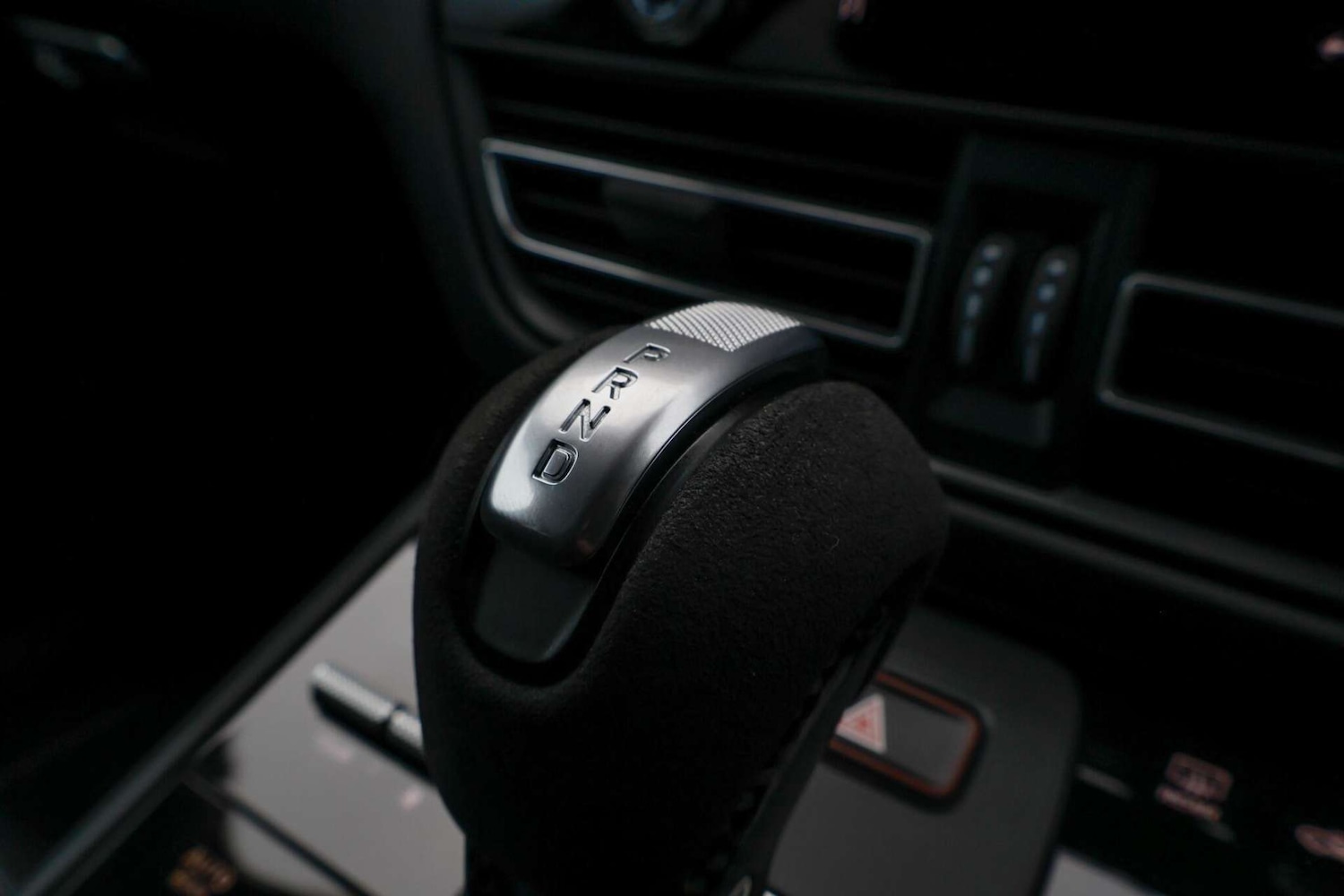 Used Porsche Macan 2024 for sale - 76797241: Photo 24