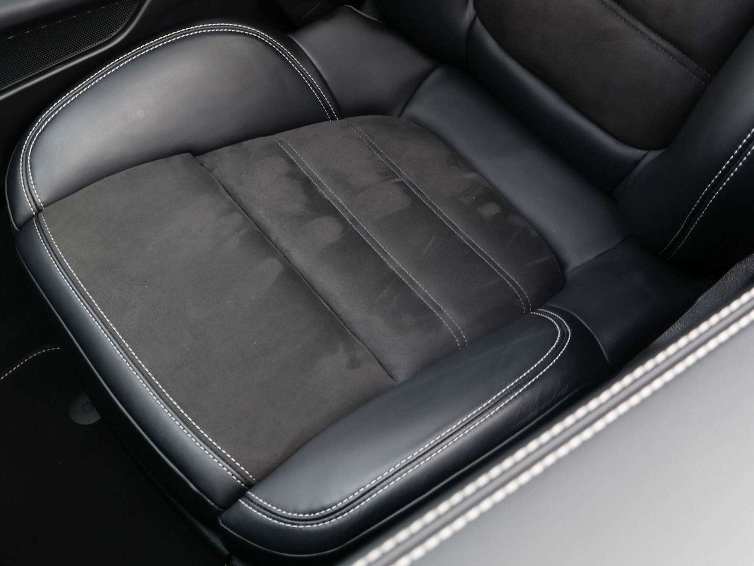 Used Porsche Macan 2024 for sale - 76797241: Photo 41