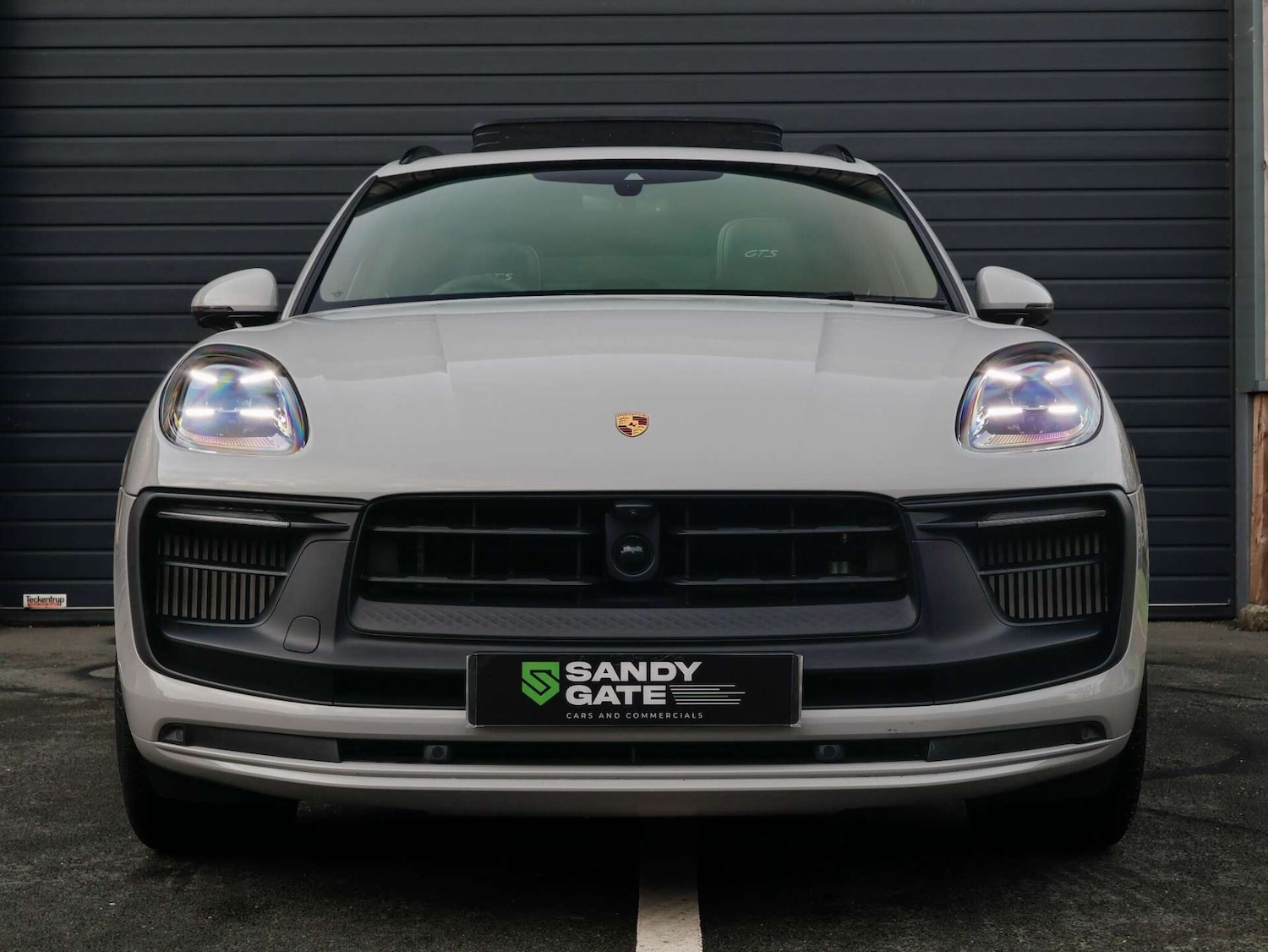 Used Porsche Macan 2024 for sale - 76797241: Photo 5