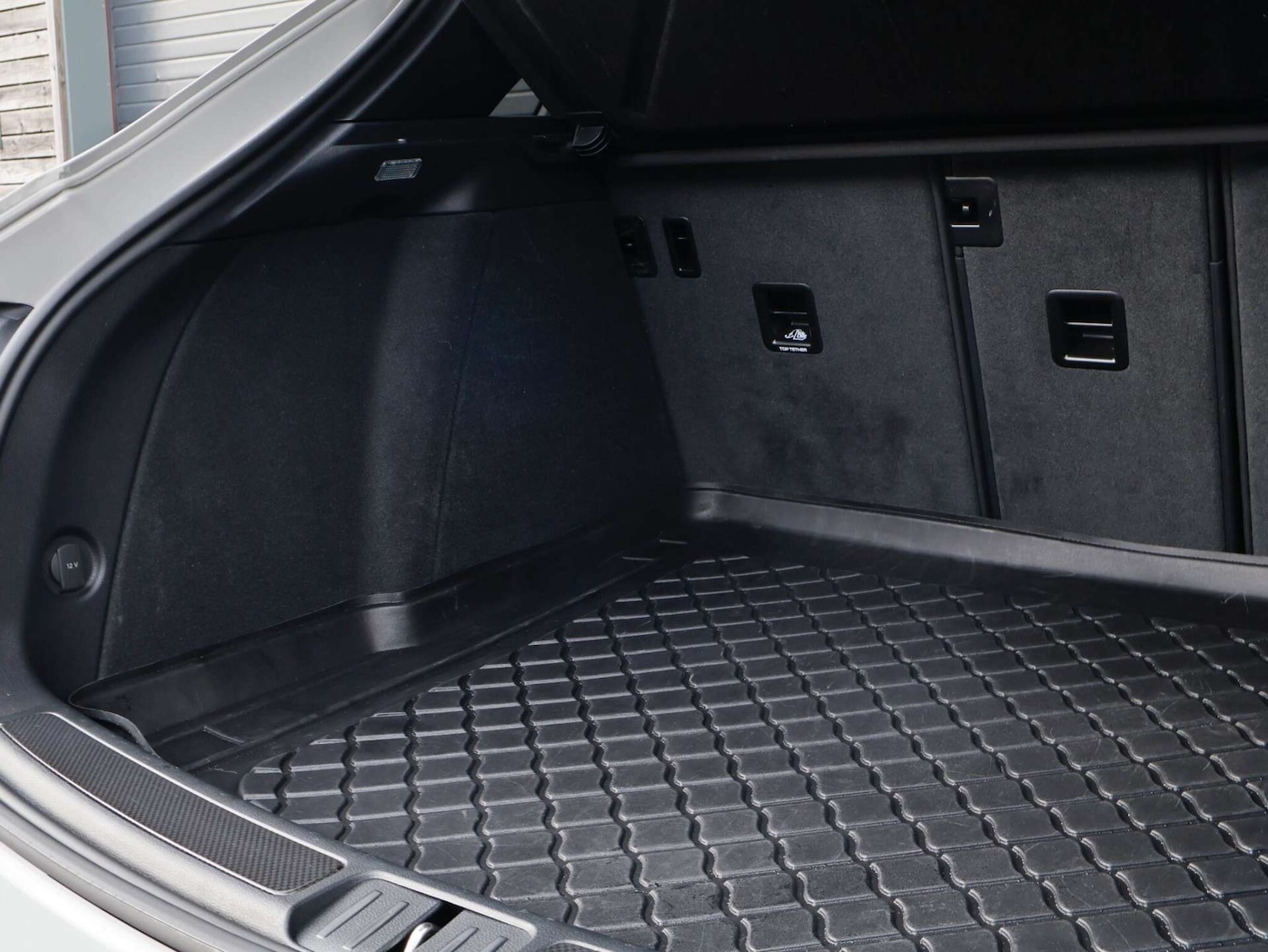 Used Porsche Macan 2024 for sale - 76797241: Photo 53