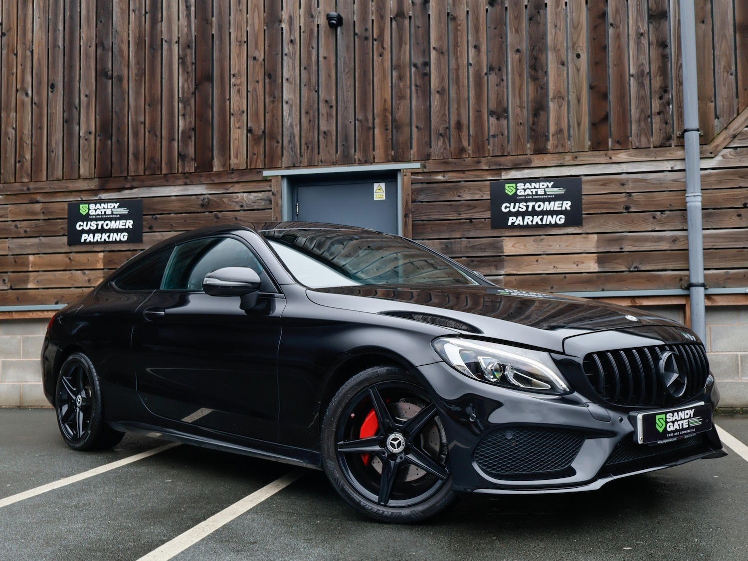 Used Mercedes-Benz C Class 2017 for sale - 76490848: Photo 1