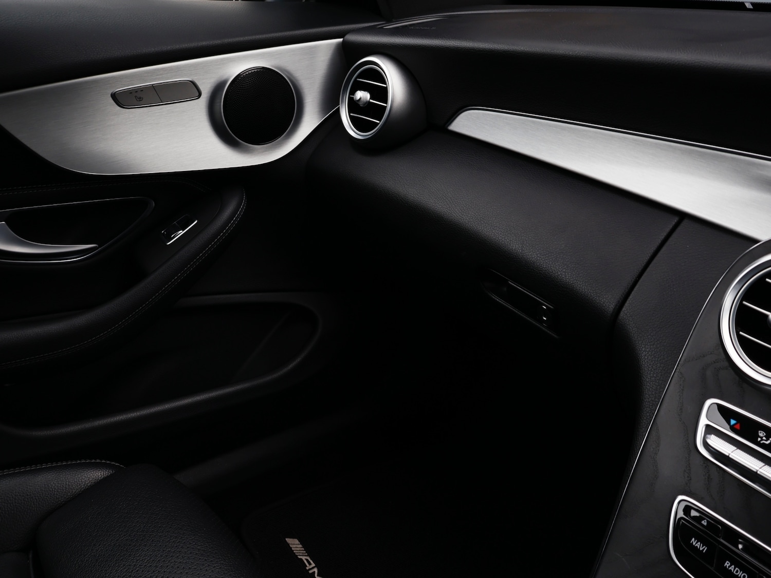 Used Mercedes-Benz C Class 2017 for sale - 76490848: Photo 30