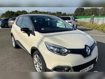 Used Renault Captur 2015 for sale - 76017908: Photo