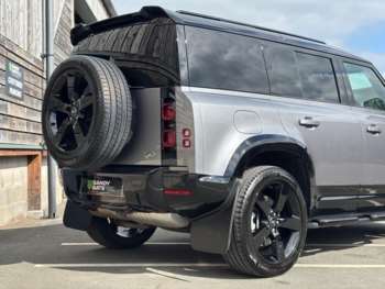 Used Land Rover Defender 2022 for sale - 74339920: Photo