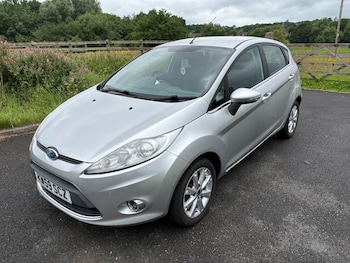 Used Ford Fiesta 2010 for sale - 74754047: Photo