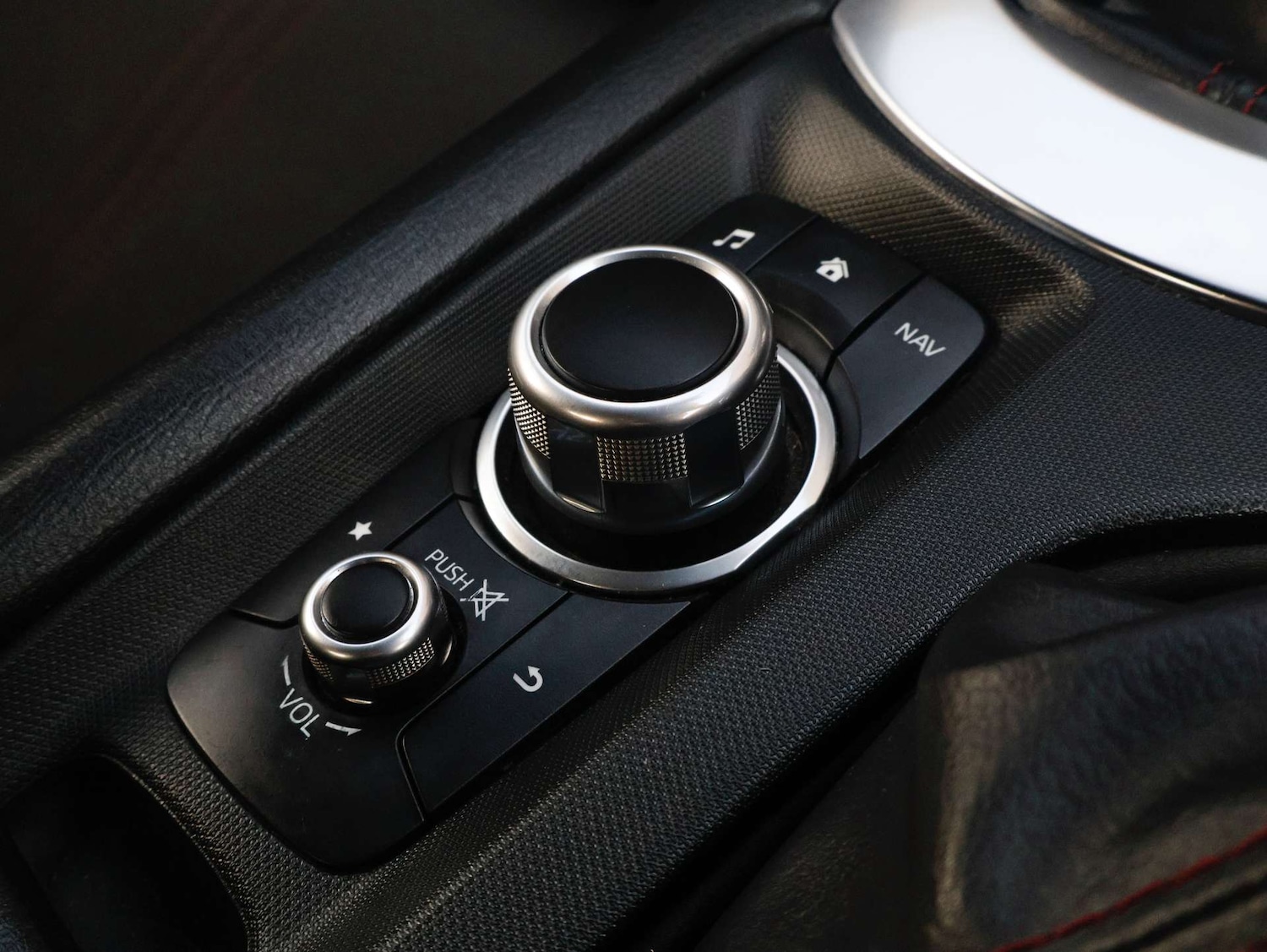 Used Mazda MX-5 2017 for sale - 76957019: Photo 24