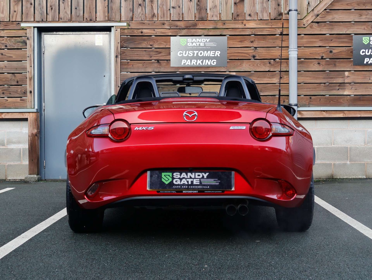 Used Mazda MX-5 2017 for sale - 76957019: Photo 6