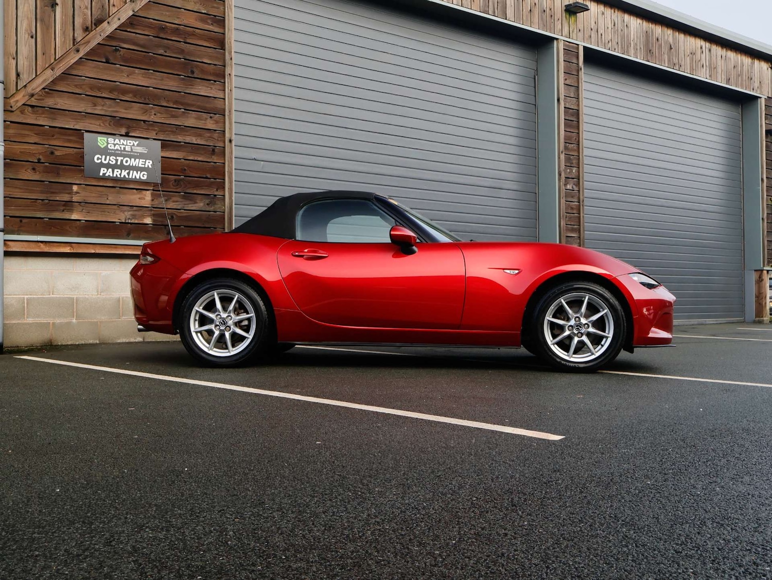 Used Mazda MX-5 2017 for sale - 76957019: Photo 7