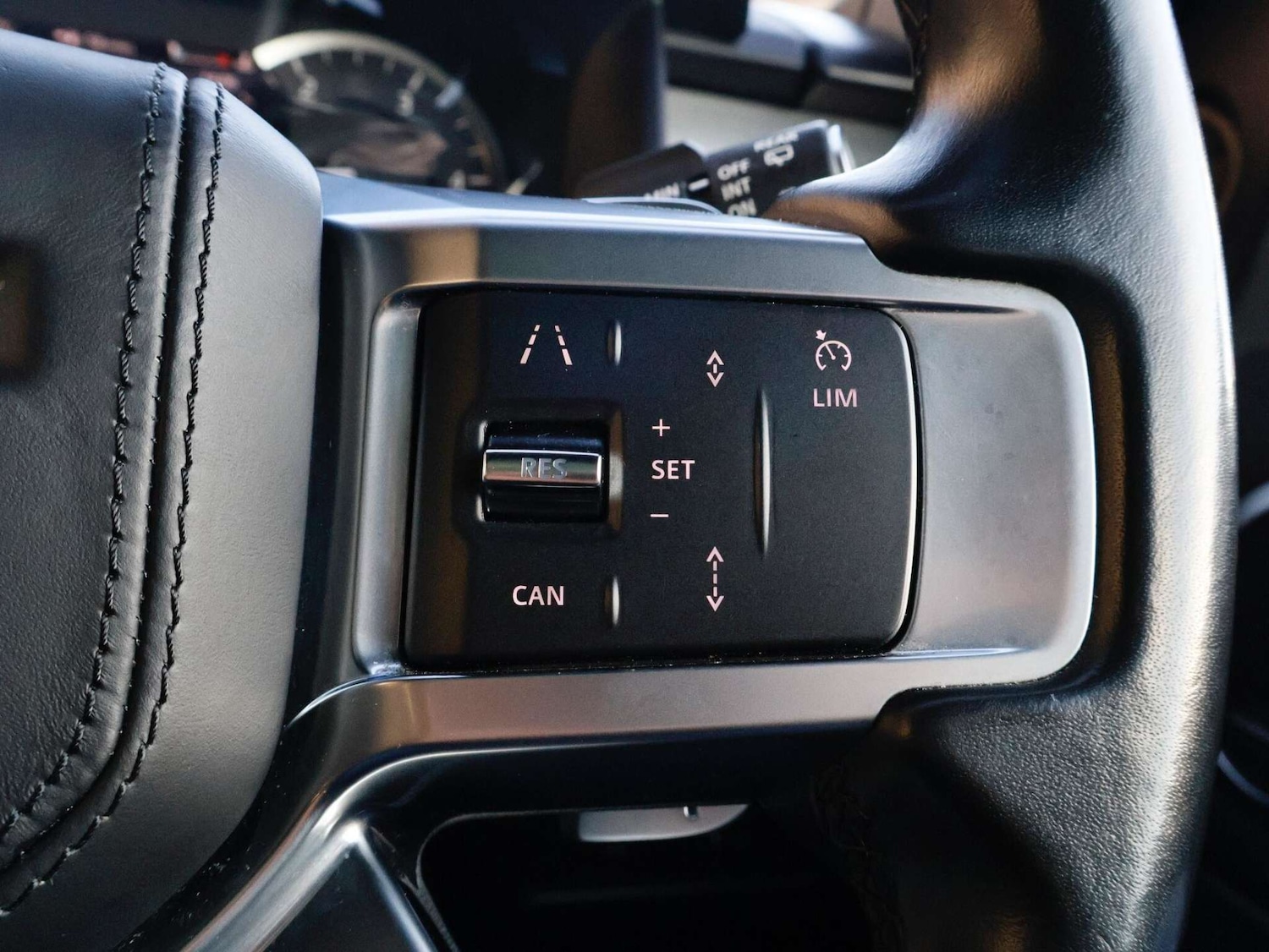 Used Land Rover Discovery 2022 for sale - 76797230: Photo 14