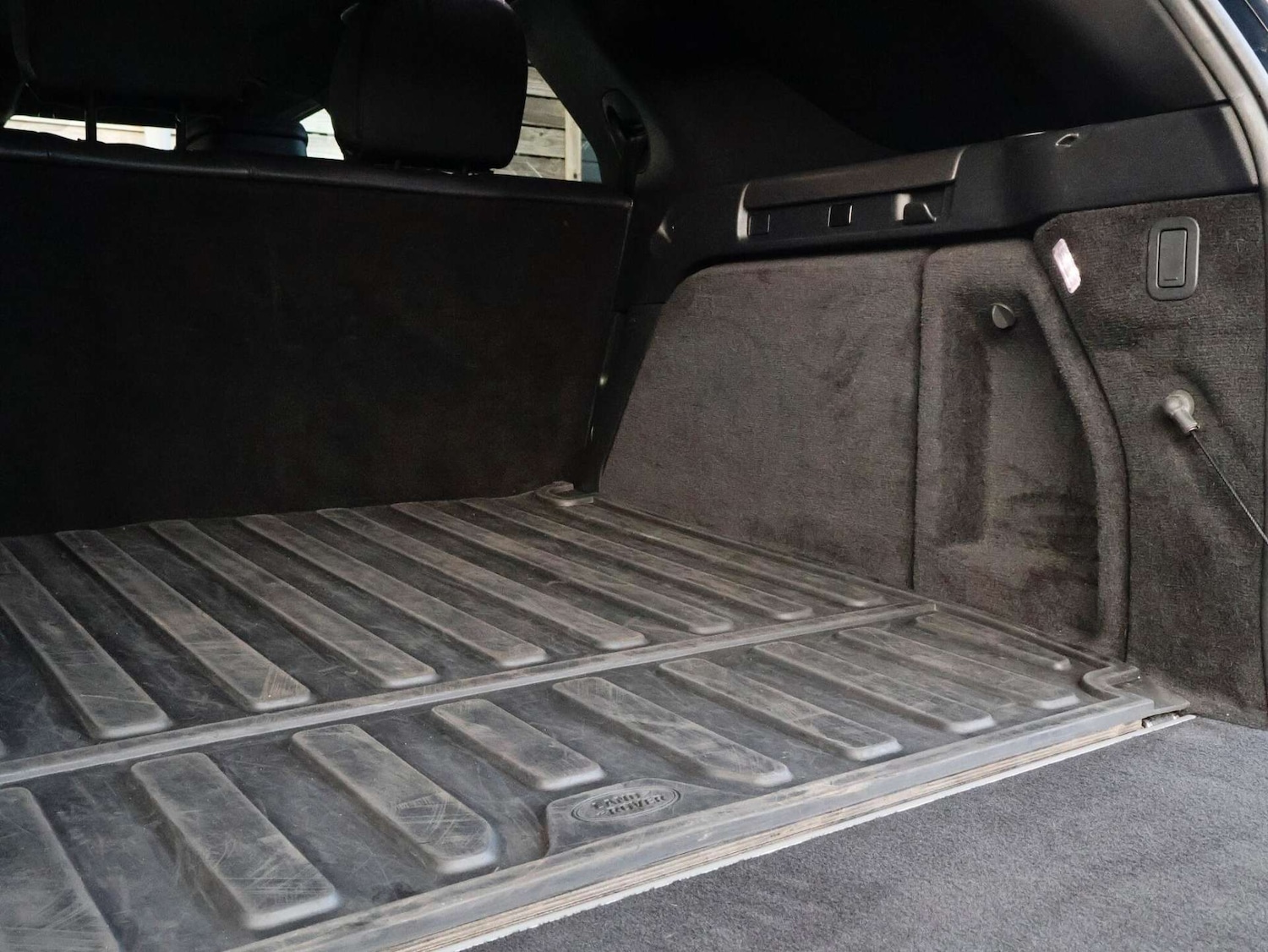 Used Land Rover Discovery 2022 for sale - 76797230: Photo 45