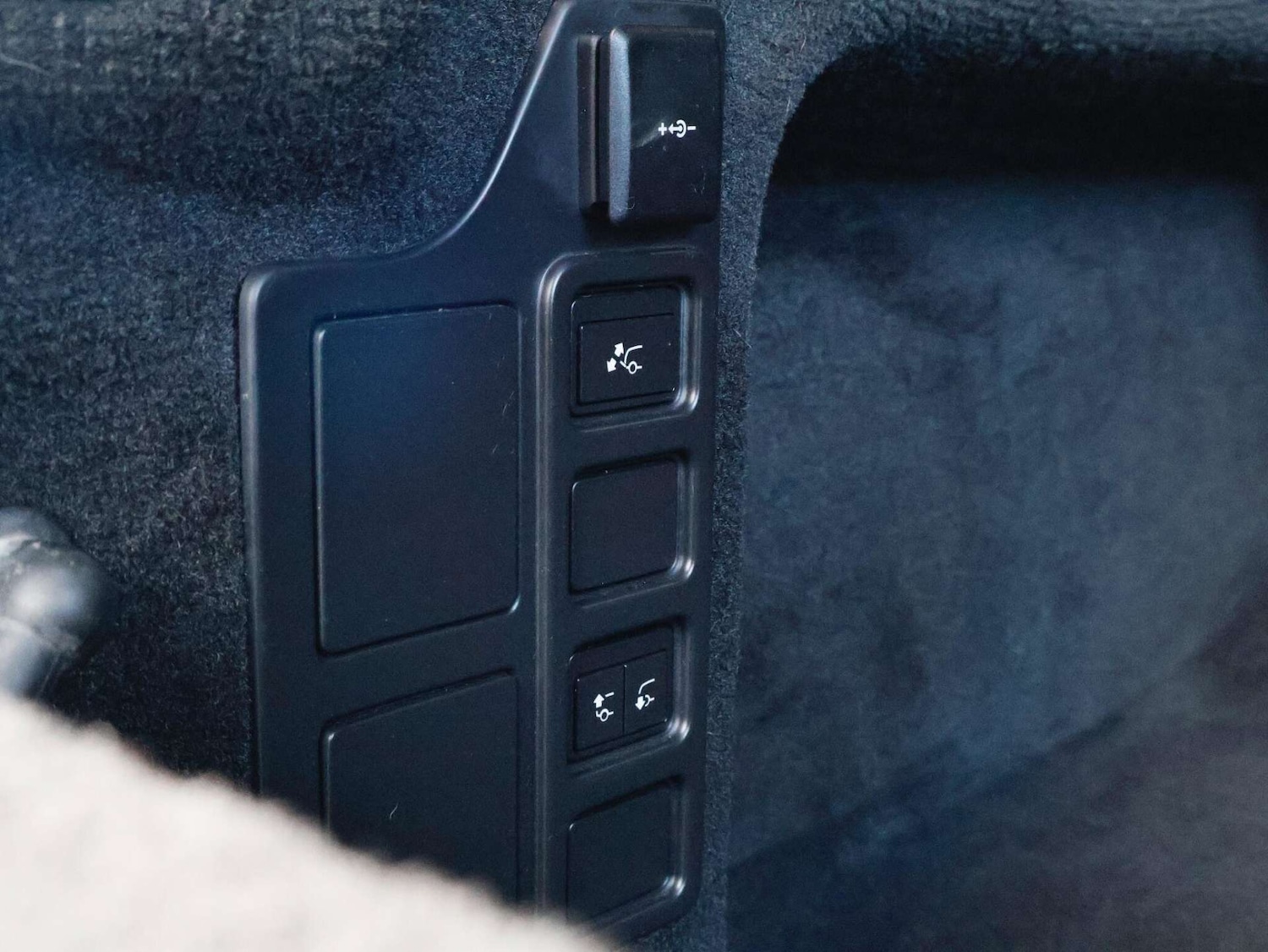 Used Land Rover Discovery 2022 for sale - 76797230: Photo 47