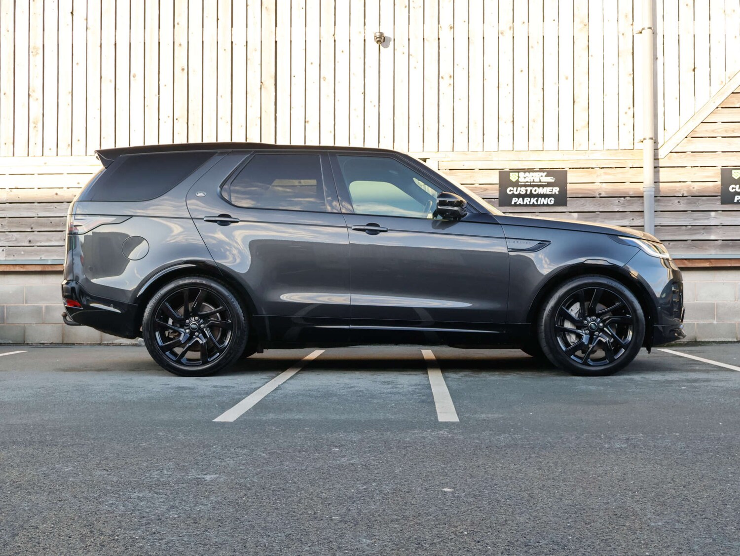 Used Land Rover Discovery 2022 for sale - 76797230: Photo 7