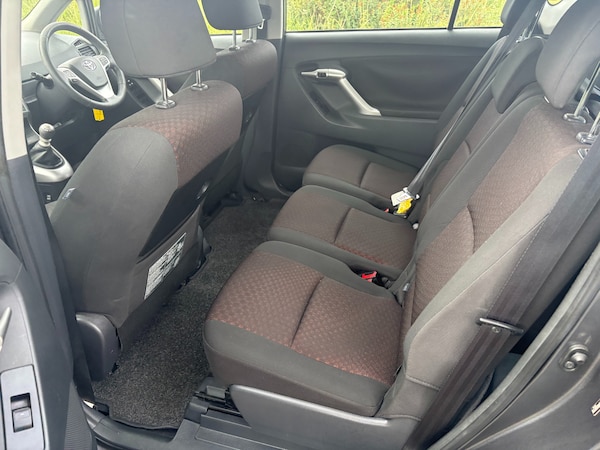 Used Toyota Verso 2011 for sale - 74961460: Photo 23
