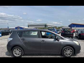 Used Toyota Verso 2011 for sale - 74961460: Photo