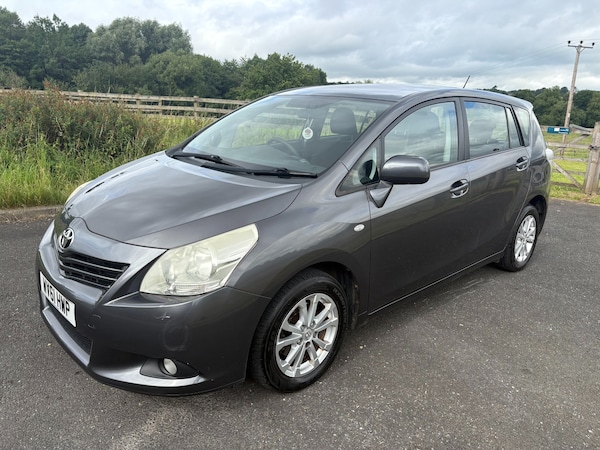 Used Toyota Verso 2011 for sale - 74961460: Photo 3