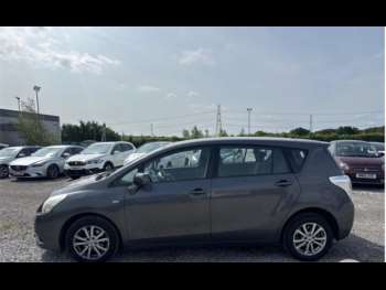 Used Toyota Verso 2011 for sale - 74961460: Photo
