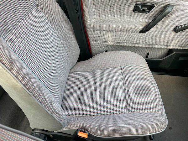 Used Volkswagen Golf 1990 for sale - 69160950: Photo 20
