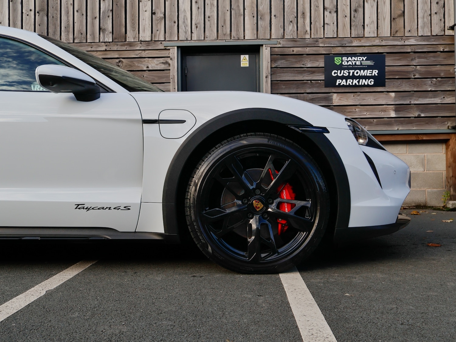 Used Porsche Taycan 2023 for sale - 76384260: Photo 11