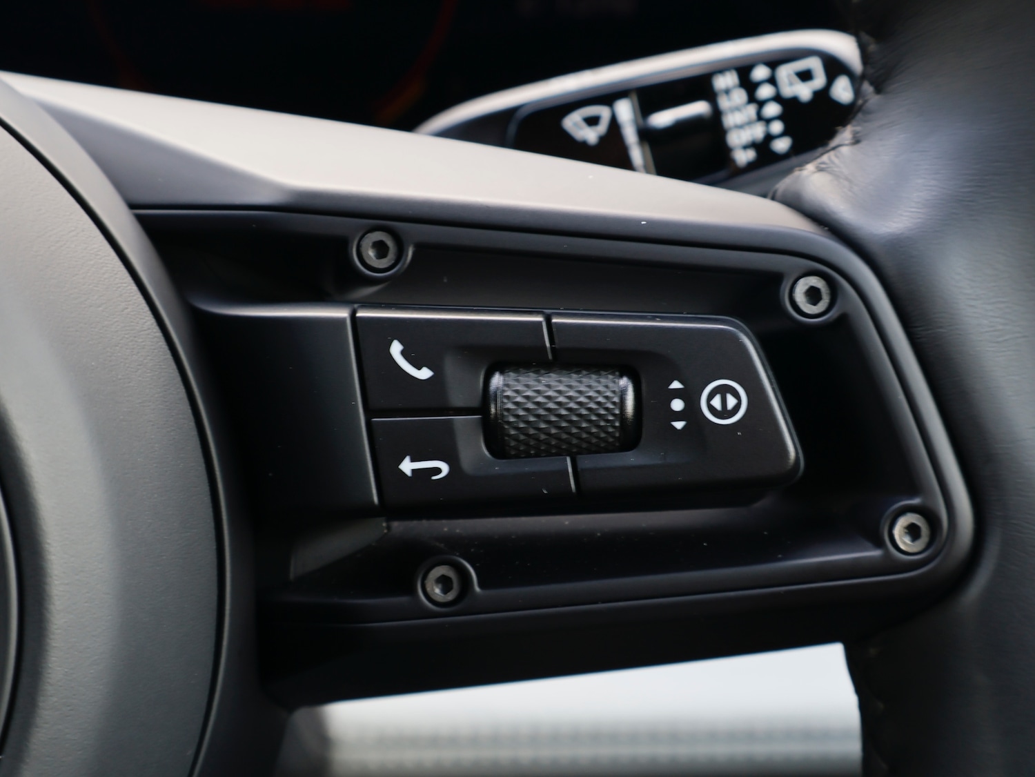 Used Porsche Taycan 2023 for sale - 76384260: Photo 14