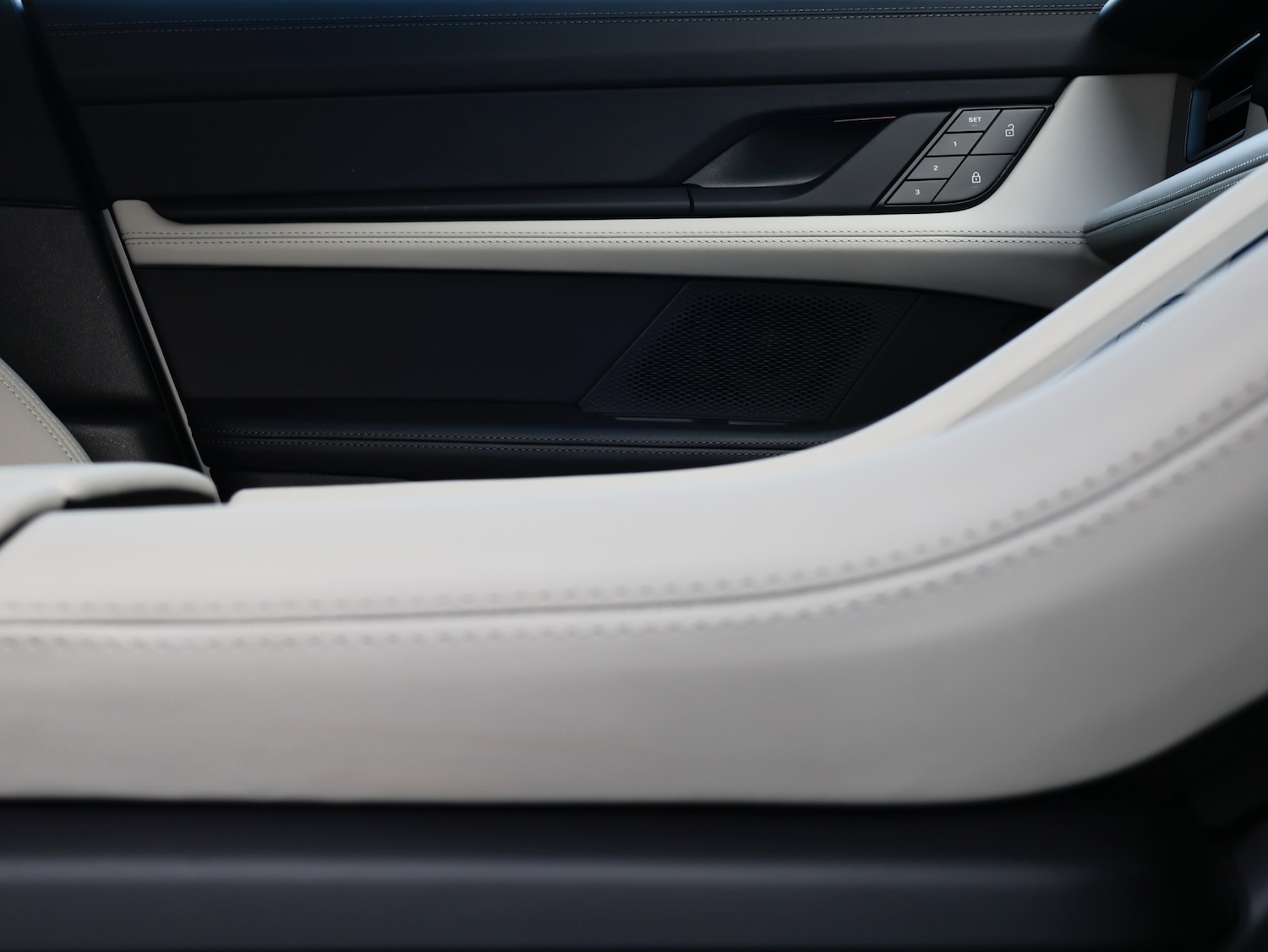 Used Porsche Taycan 2023 for sale - 76384260: Photo 23