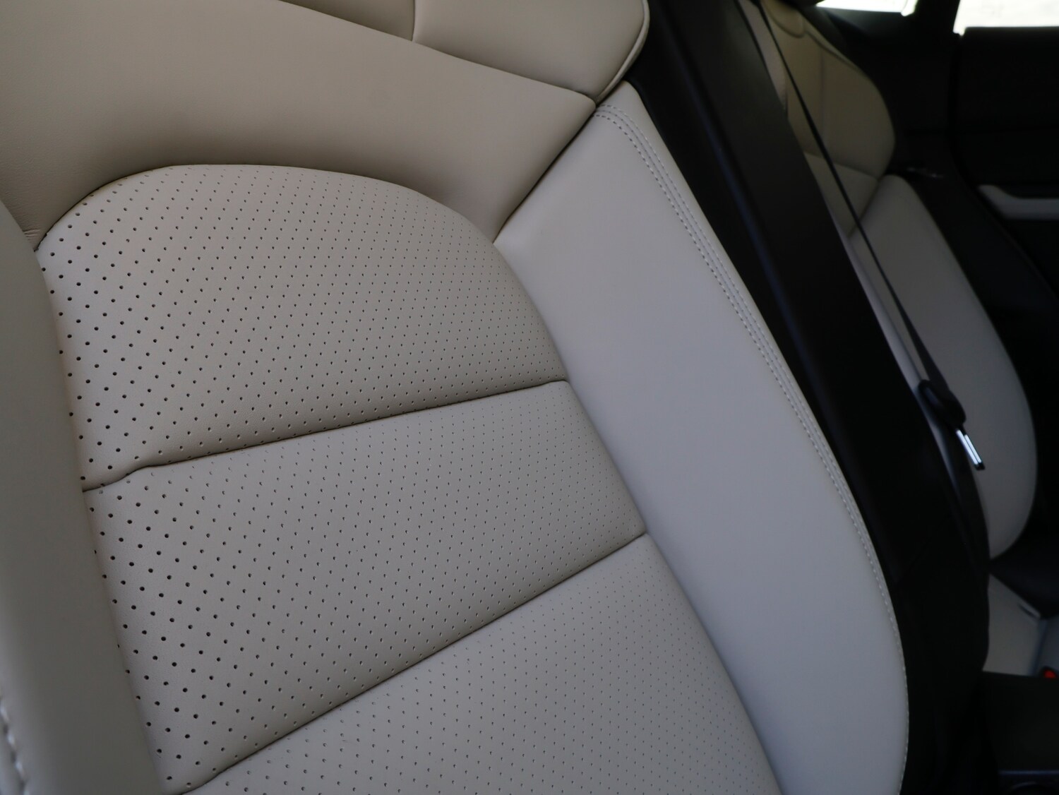 Used Porsche Taycan 2023 for sale - 76384260: Photo 32