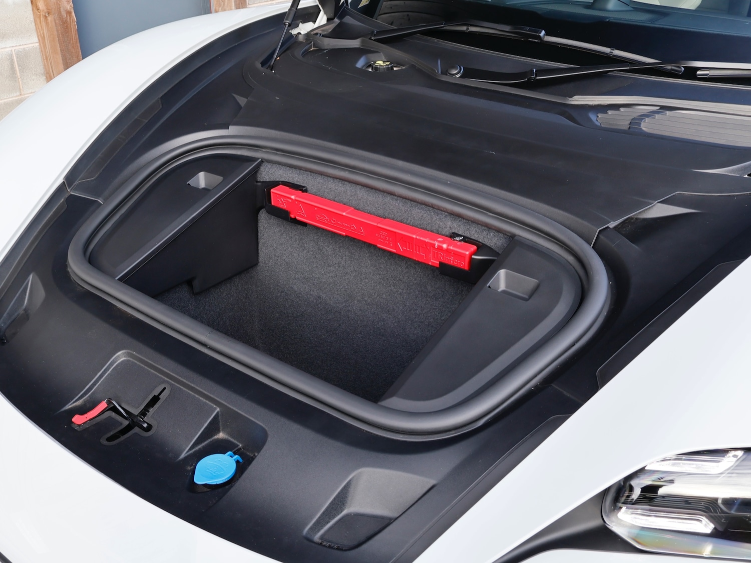 Used Porsche Taycan 2023 for sale - 76384260: Photo 54