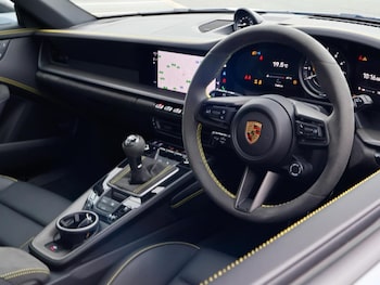 Used Porsche 911 2023 for sale - 75331990: Photo