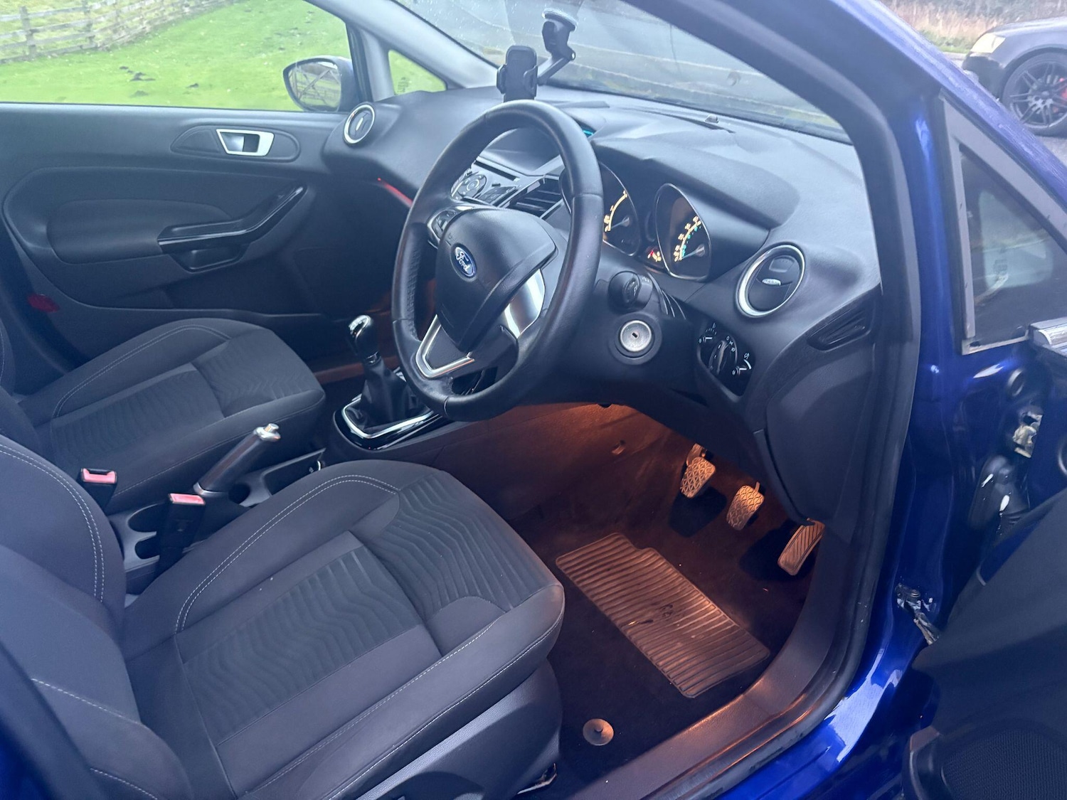 Used Ford Fiesta 2015 for sale - 76976681: Photo 13