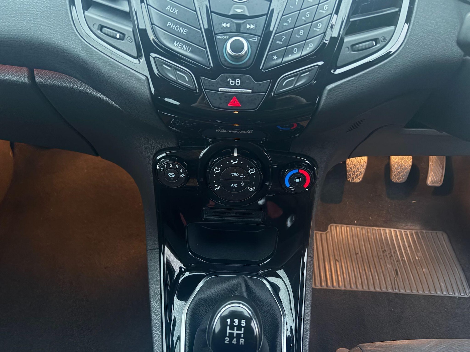 Used Ford Fiesta 2015 for sale - 76976681: Photo 21