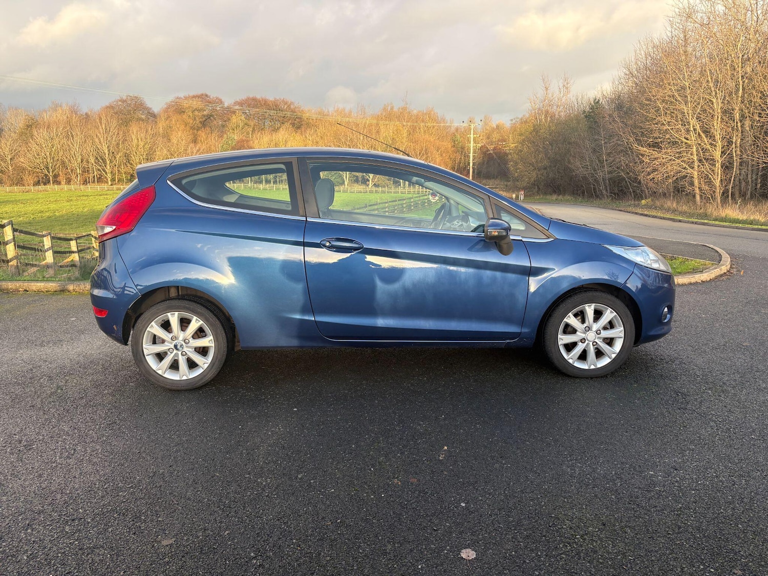 Used Ford Fiesta 2009 for sale - 76976111: Photo 12