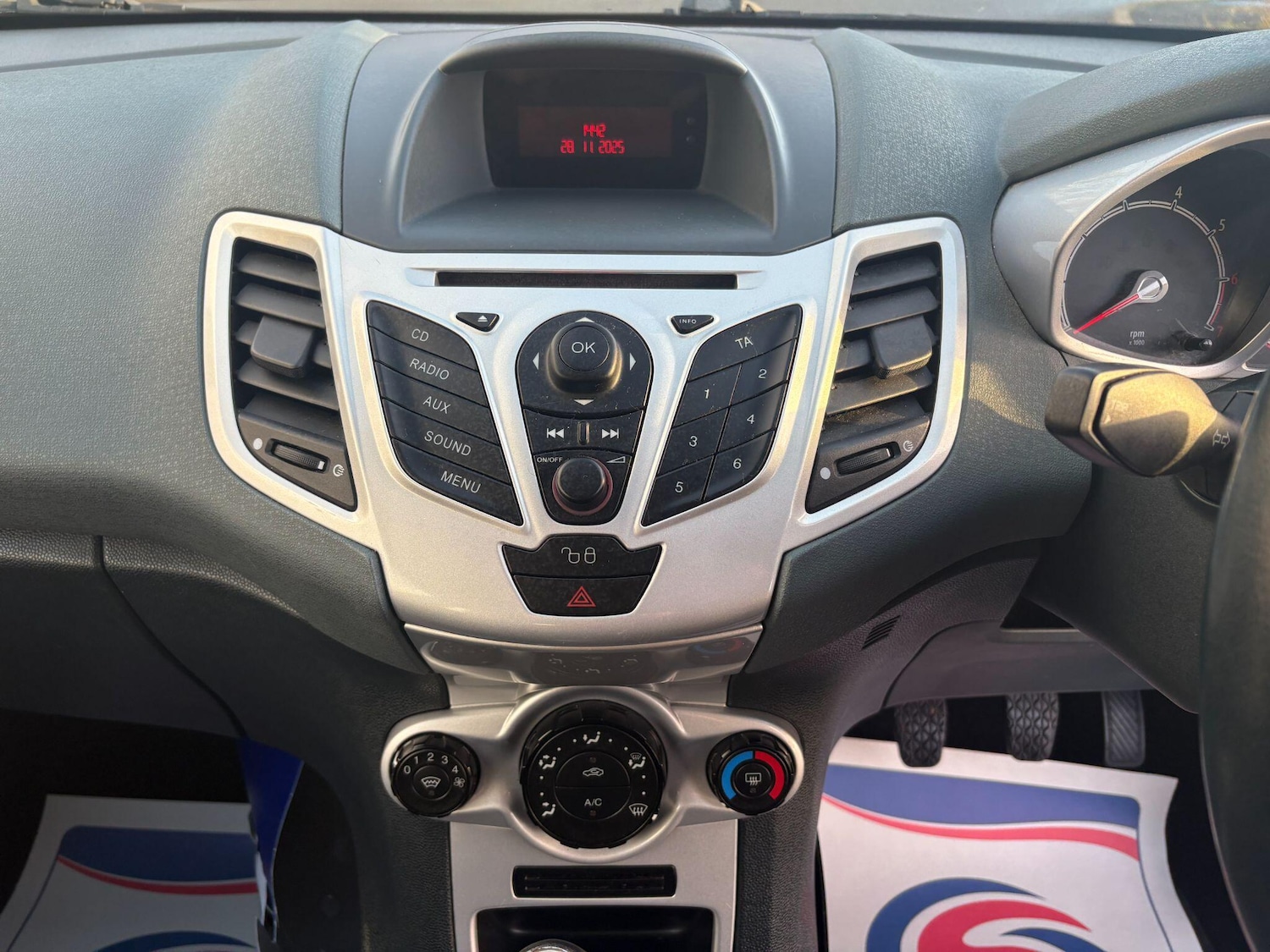 Used Ford Fiesta 2009 for sale - 76976111: Photo 19