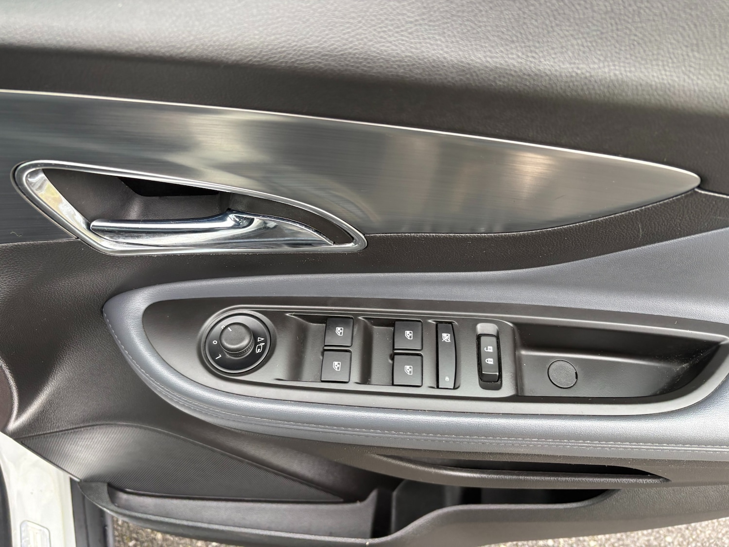 Used Vauxhall Mokka 2015 for sale - 76422425: Photo 17