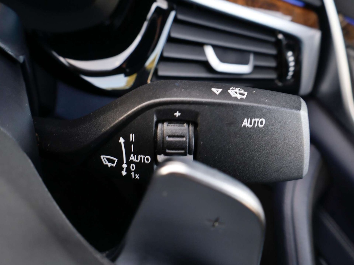 Used BMW 5 Series 2017 for sale - 76797235: Photo 20