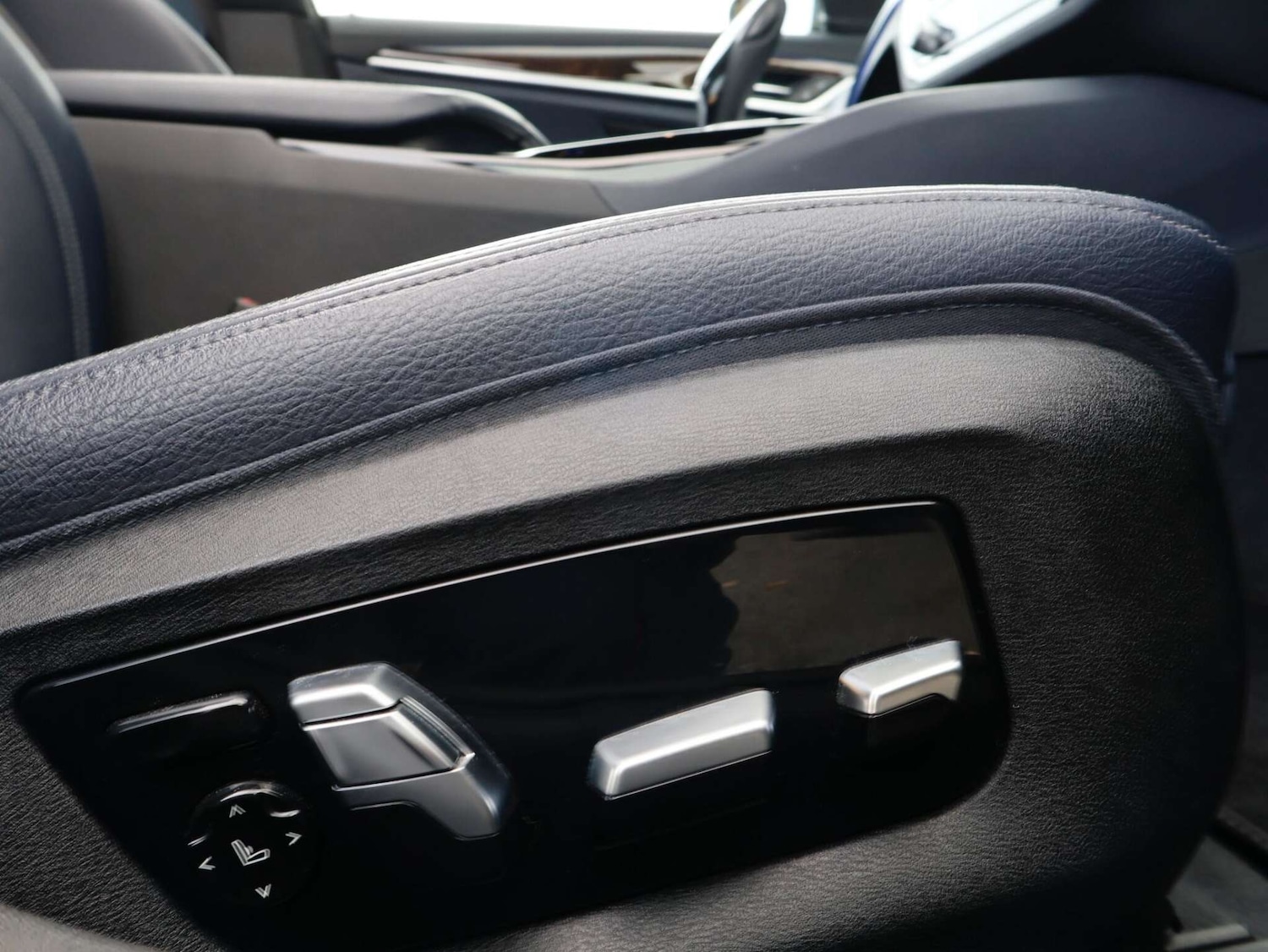 Used BMW 5 Series 2017 for sale - 76797235: Photo 32