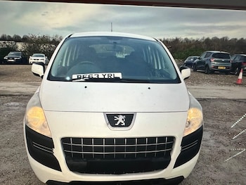 Used Peugeot 3008 2013 for sale - 76976573: Photo