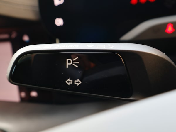 Used Porsche Taycan 2021 for sale - 75904202: Photo 15