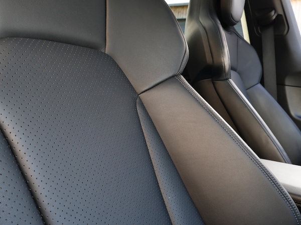 Used Porsche Taycan 2021 for sale - 75904202: Photo 24