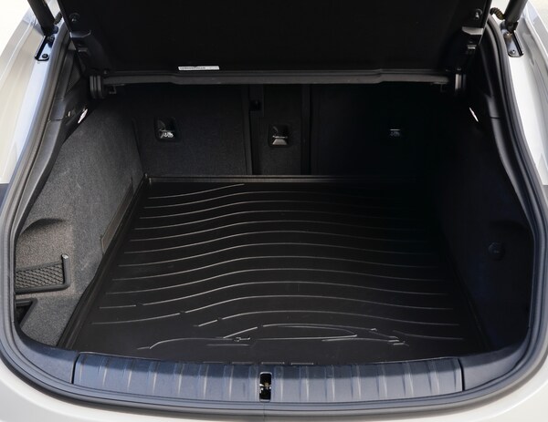 Used Porsche Taycan 2021 for sale - 75904202: Photo 36
