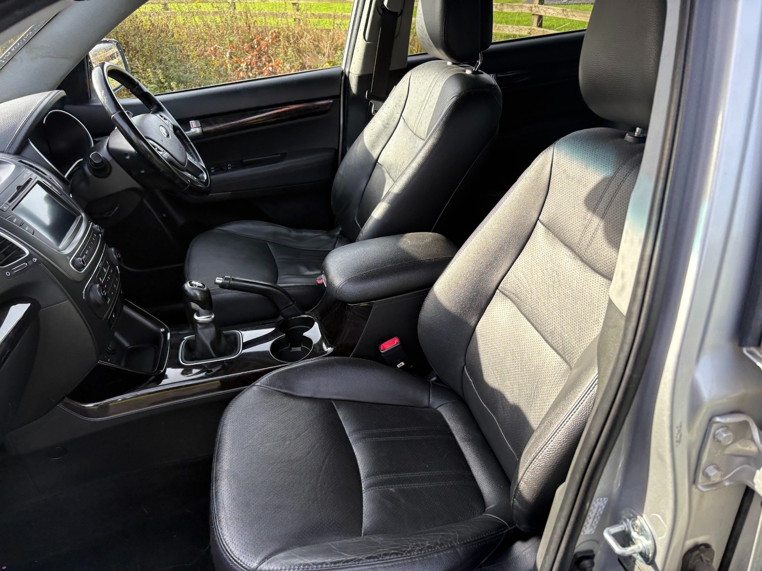 Used Kia Sorento 2013 for sale - 76402371: Photo 32