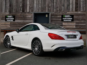 Used Mercedes-Benz SL 2017 for sale - 76156377: Photo 3