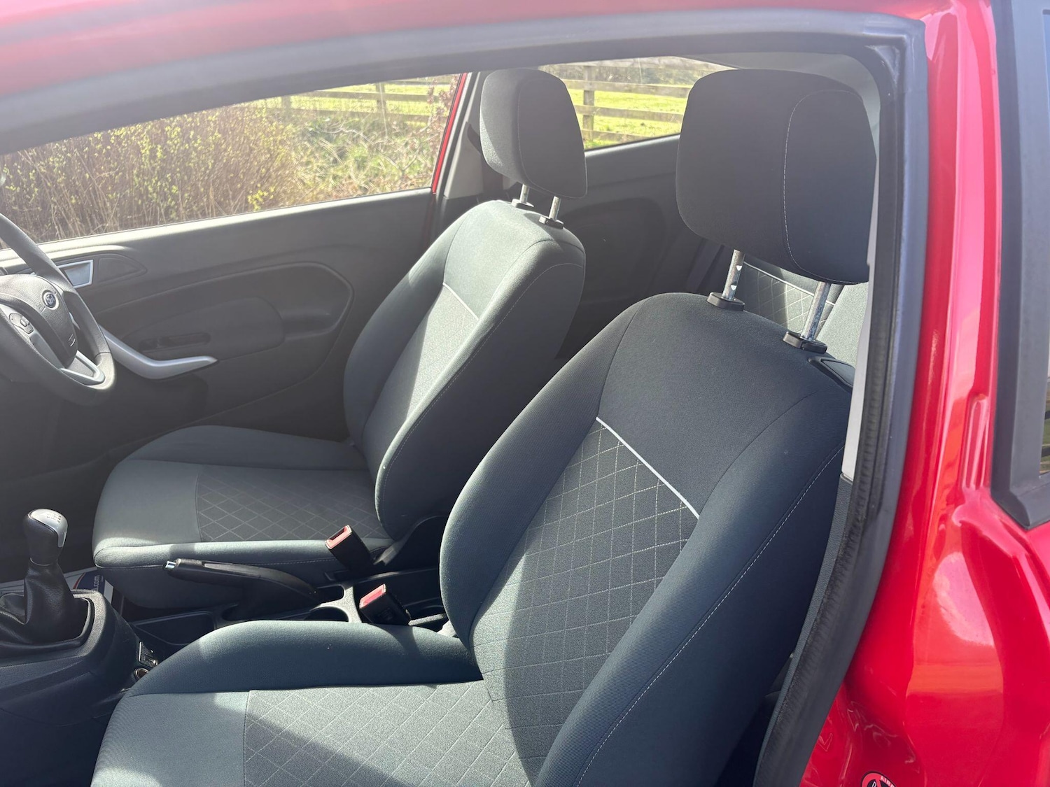 Used Ford Fiesta 2012 for sale - 78047305: Photo 26